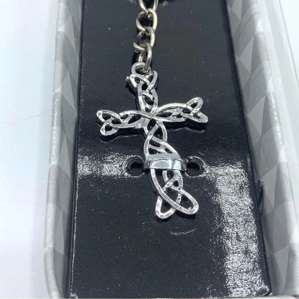 Celtic Knot Cross Keychain Silver Tone Christian Gift New in Box
